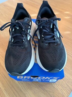 Brooks Black and White Women’s Running Shoes